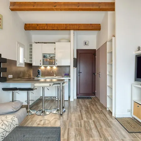 Cap D'agde, Beau T2, Parking Appartamento Agde