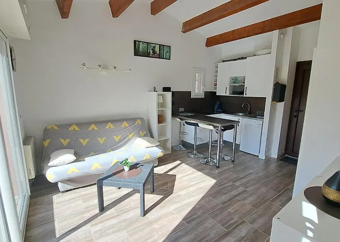 Cap D'agde, Beau T2, Parking